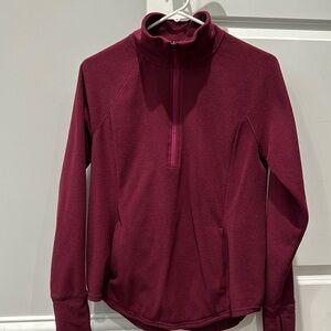 🩷Old Navy burgundy fleeec half zip pull over. Size small, TTS